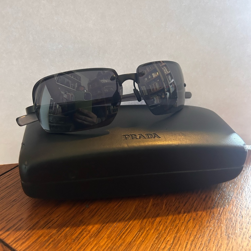 Prada Dark-Tinted Sunglasses with Black Case - Picture 9 of 9